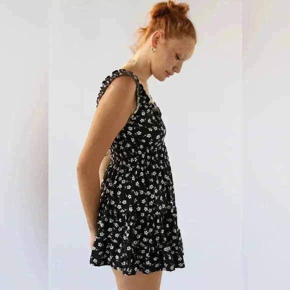 Urban Outfitters Lizzy Floral Mini Dress Size S - Picture 3 of 8